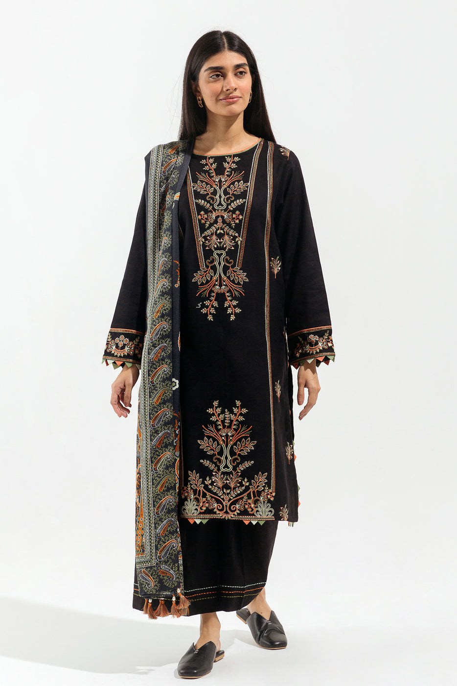 3 PIECE - EMBROIDERED  KHADDAR SUIT - ANTIQUE BLACK